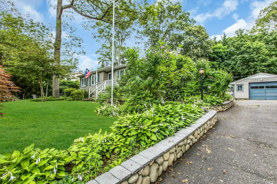 51 Arlington Road, Lake Ronkonkoma, NY 11779 - #3
