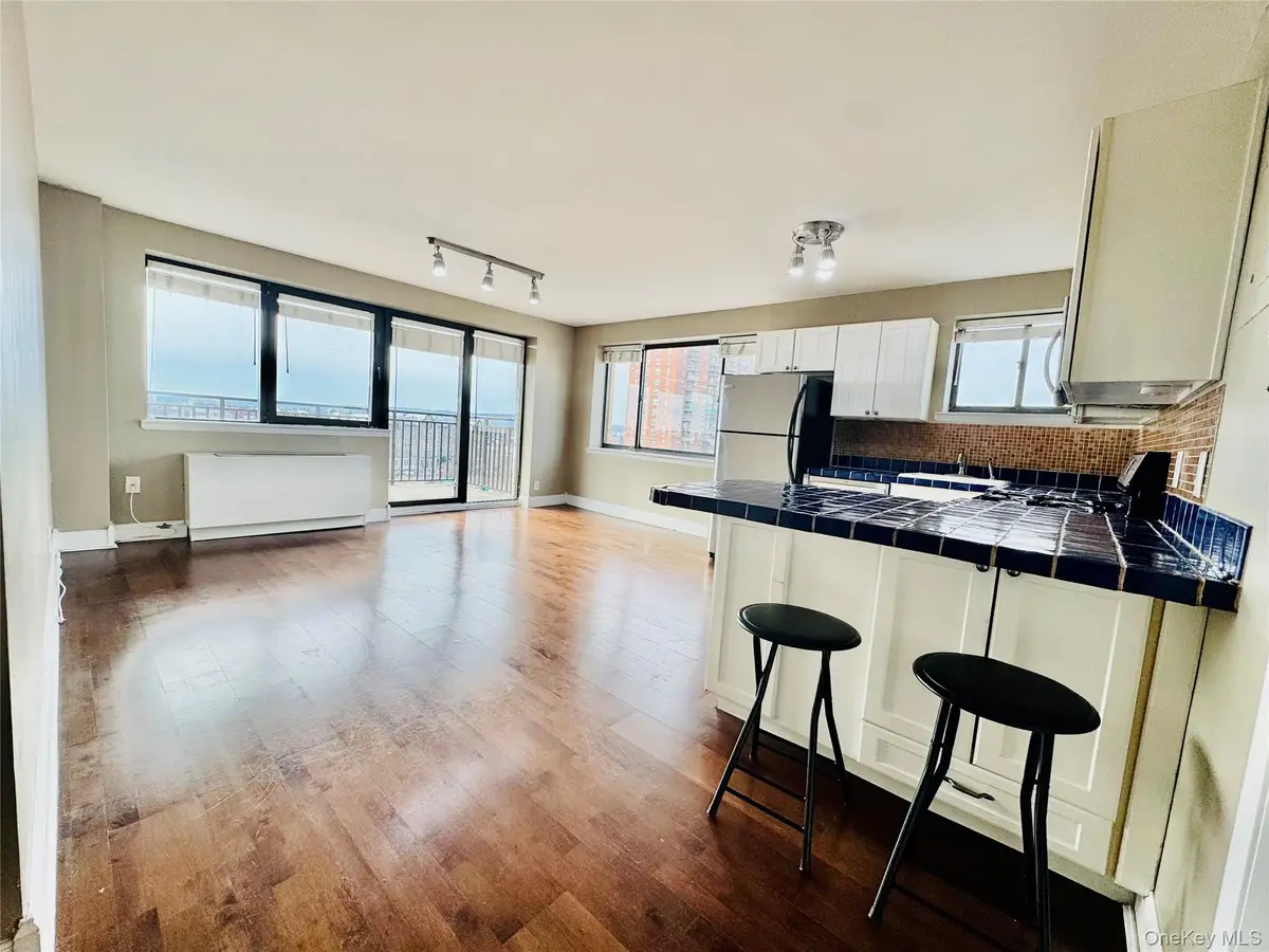 420 64th Street #11B, Brooklyn, NY 11220 - Image #1