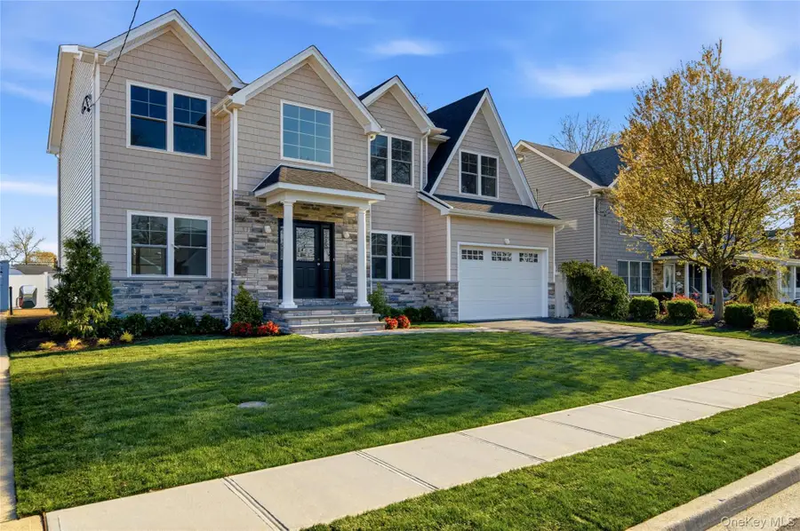 32 Massapequa Avenue, Massapequa Park, NY 11762 - #2