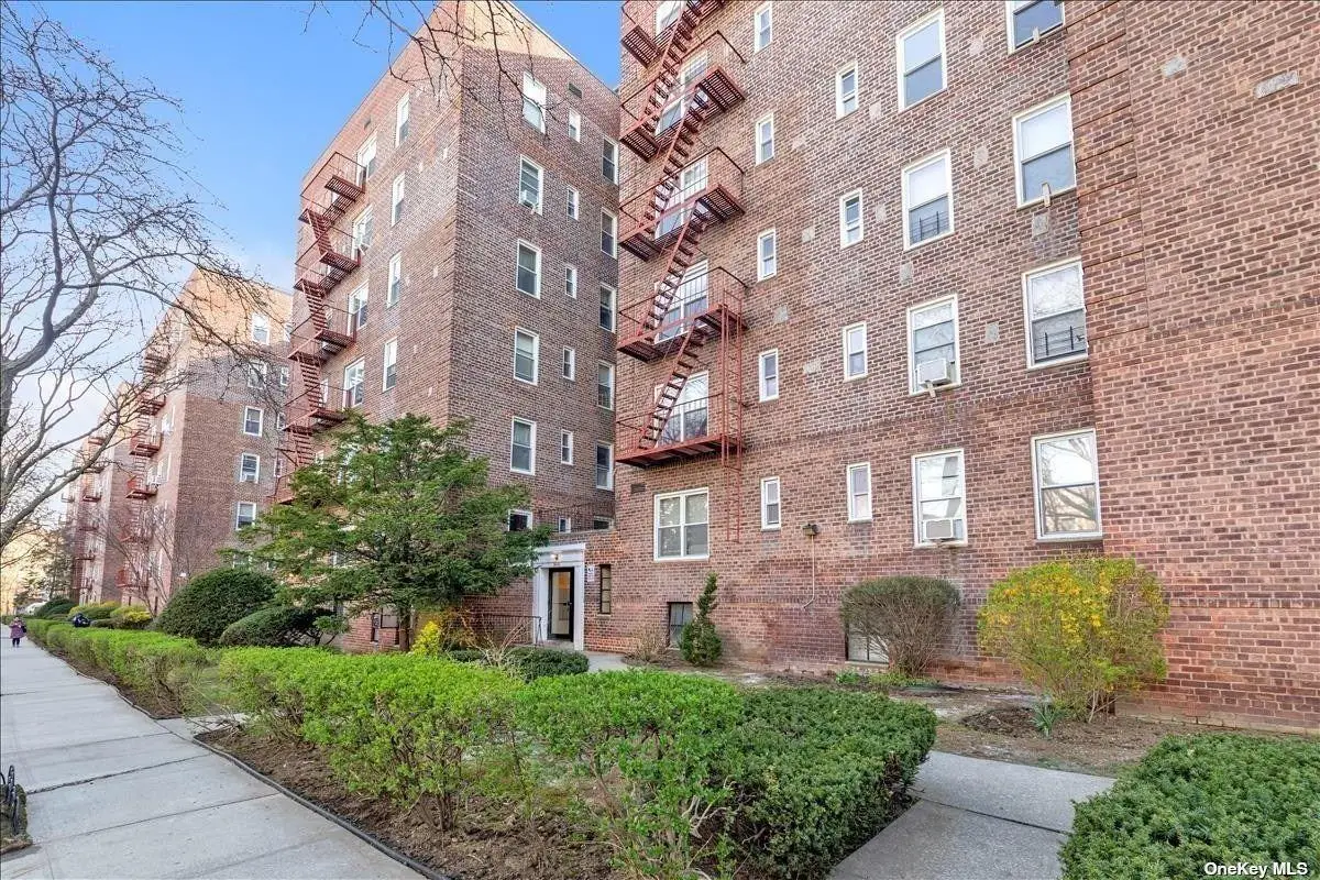 39-55 51st Street #4A, Woodside, NY 11377 - Image #1