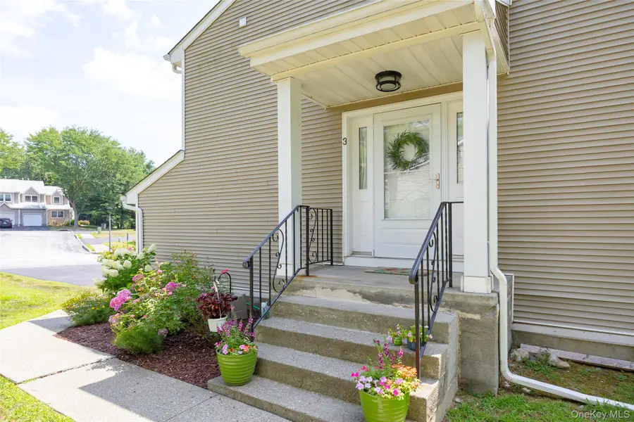 3 Deer Crossing Drive, Fishkill, NY 12524 - Image #2