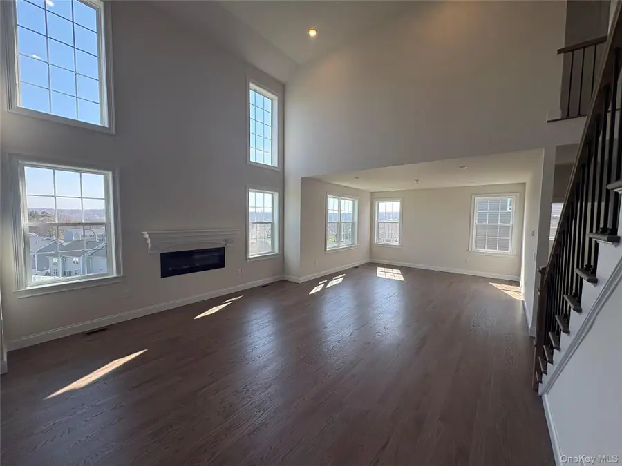 26 Dartmouth, Poughkeepsie, NY 12603 - #3