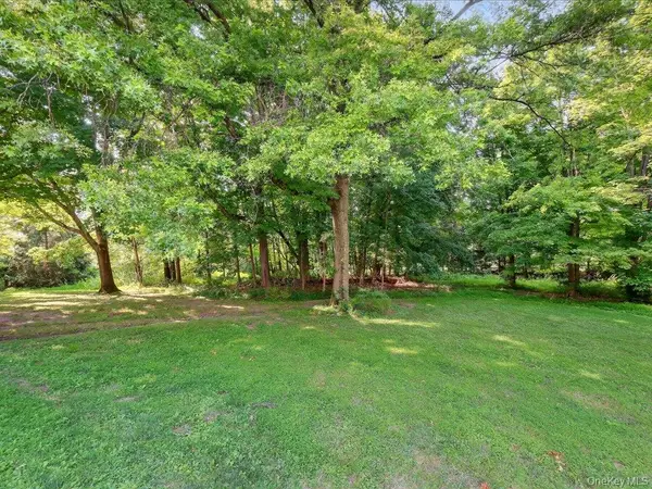 Valley Farm Road, Millbrook, NY 12545