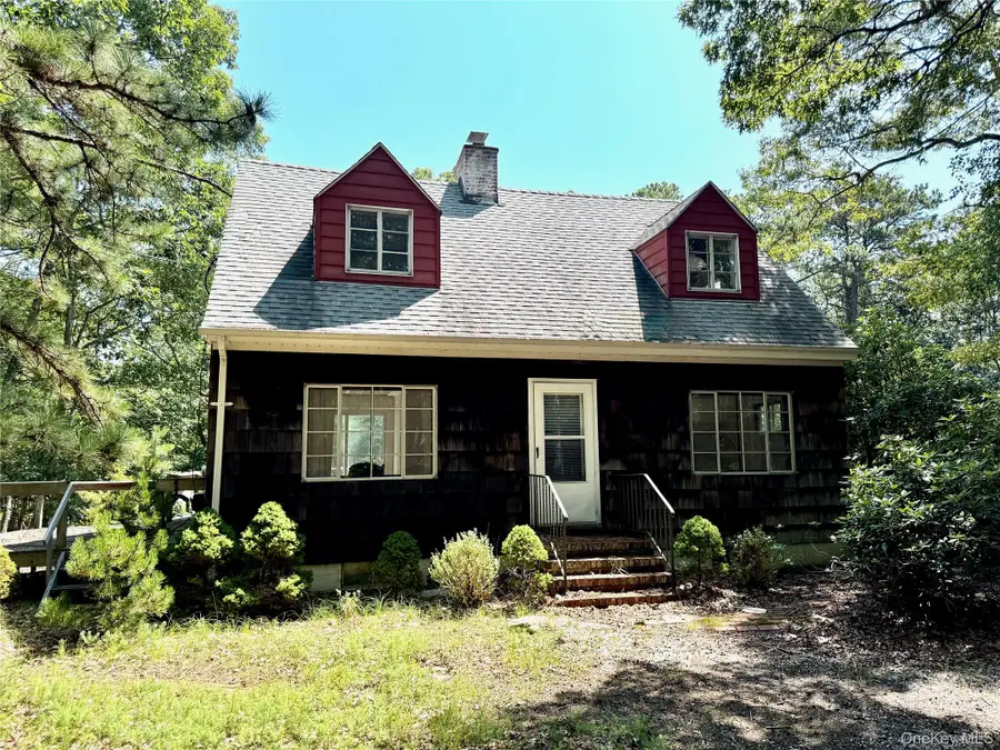 17 Sheridan Road, Hampton Bays, NY 11946 - Image #3