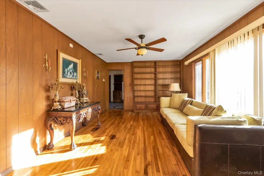 20 Michaels Lane, Old Brookville, NY 11545 - Image #3