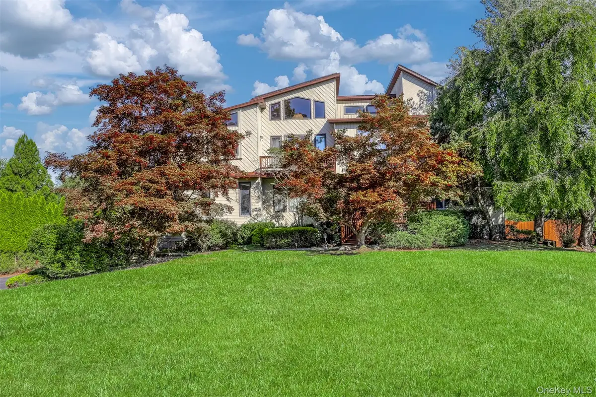 26 Snowdrop Drive, New City, NY 10956 - #1