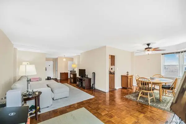 235 Garth Road #E5I, Scarsdale, NY 10583