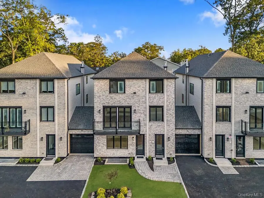 27 Ellish Parkway #103, Spring Valley, NY 10977 - Image #2