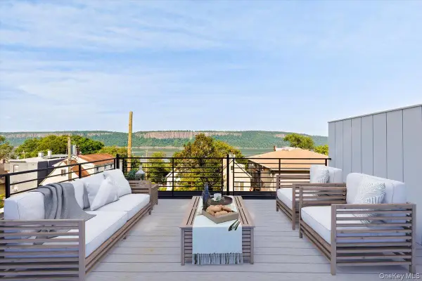 2 Nodine Street #2, Hastings-on-Hudson, NY 10706