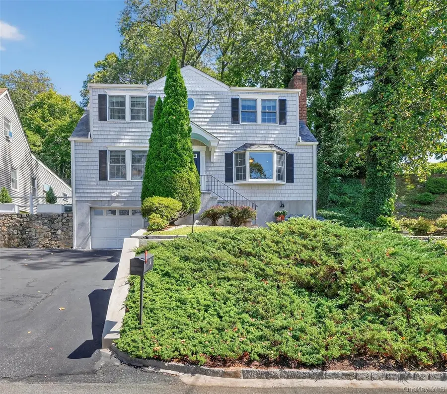 32 Custis Avenue, White Plains, NY 10603 - Image #2