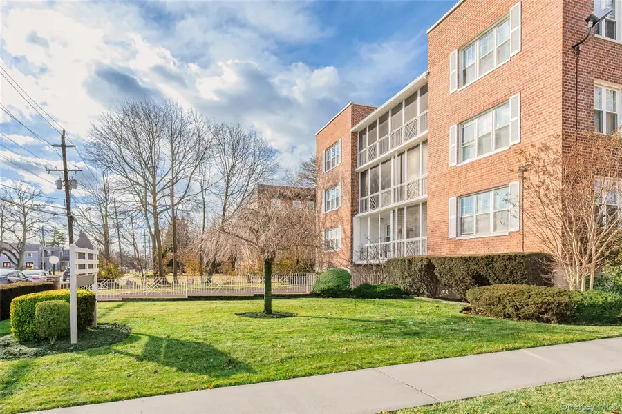 240 Central Avenue #2F, Lawrence, NY 11559 - #3