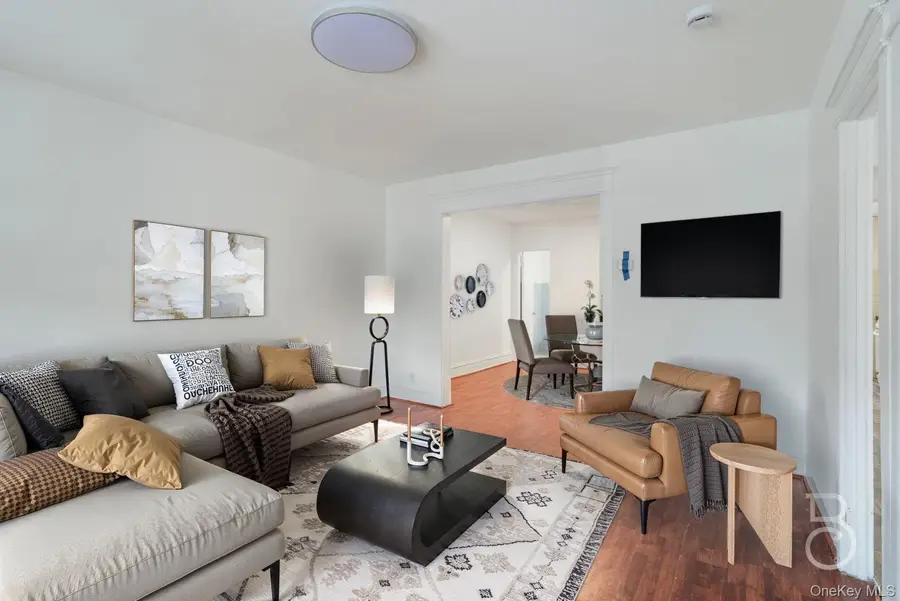 27-12 Ditmars Boulevard, Astoria, NY 11105 - Image #2