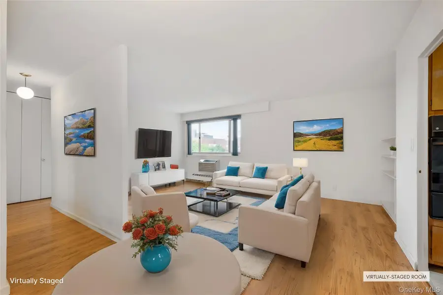 3965 52nd Street #5U, Woodside, NY 11377 - #3