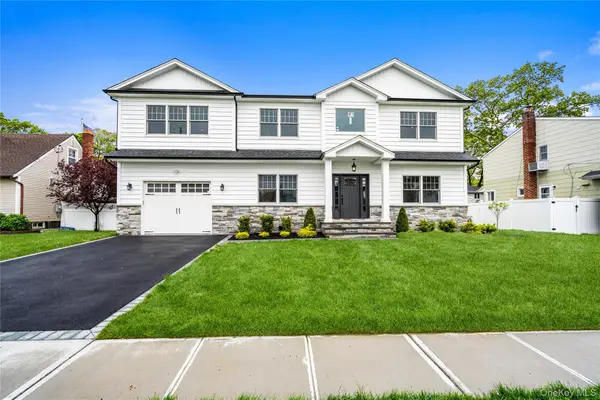 255 N Chestnut Street, Massapequa, NY 11758