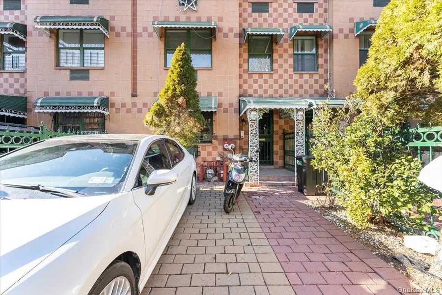 1475 Crotona Place, Bronx, NY 10456 - #2