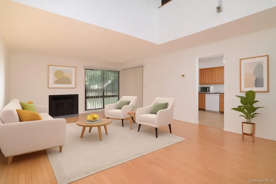 31 Westwood Close, Irvington, NY 10533 - Image #3