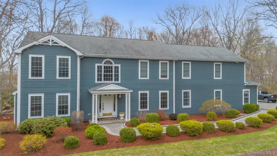 31 Farm Lake Court, Carmel, NY 10512 - Image #2