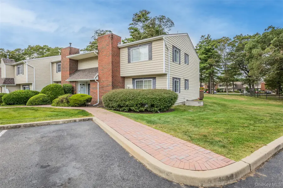 197 Lake Point Circle #197, Middle Island, NY 11953 - Image #2