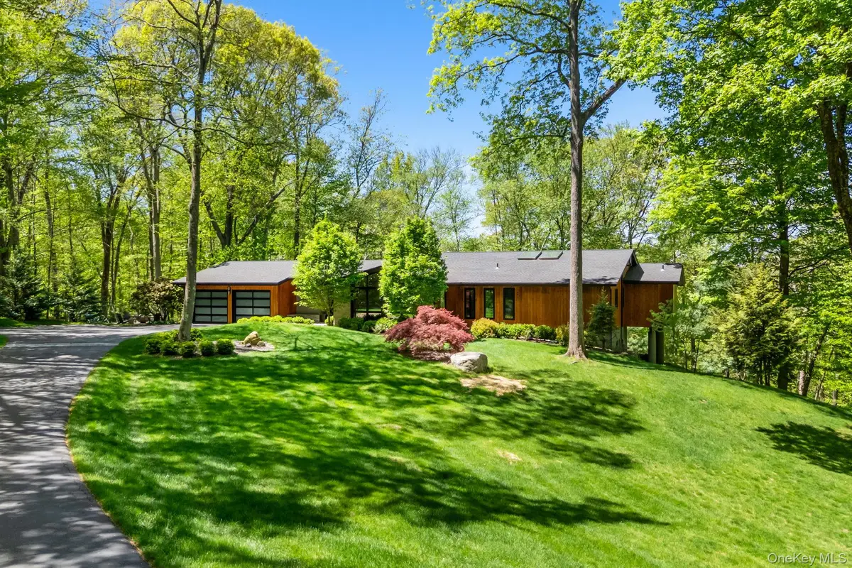 2 The Logging Road, Waccabuc, NY 10597 - #1