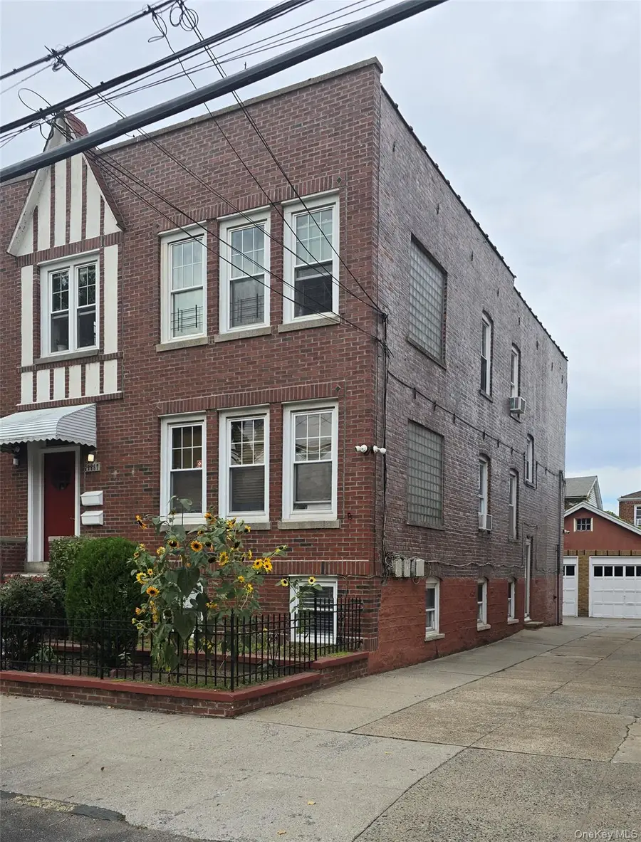 2887 E 194 Street, Bronx, NY 10461 - Image #3