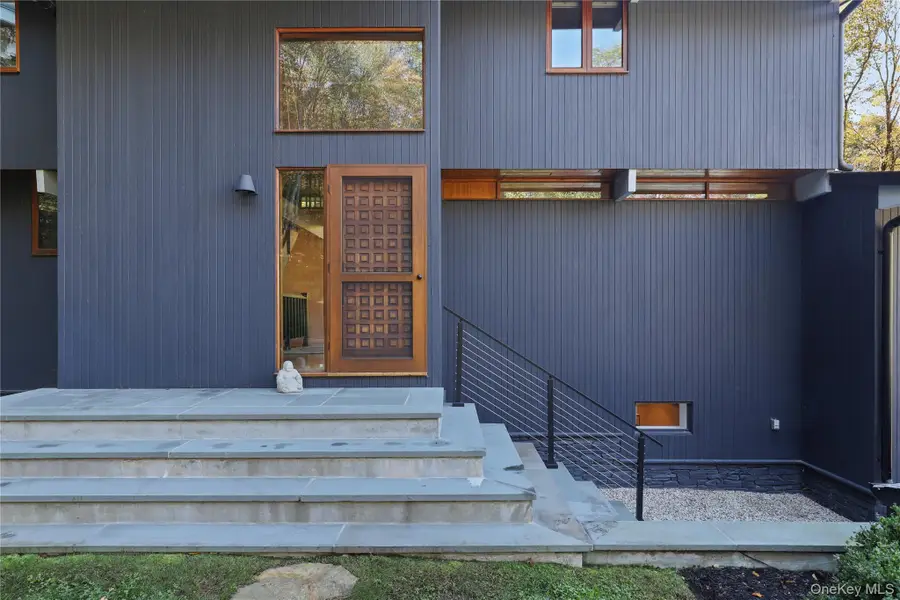 21 Black Spring Road, Pound Ridge, NY 10576 - Image #2