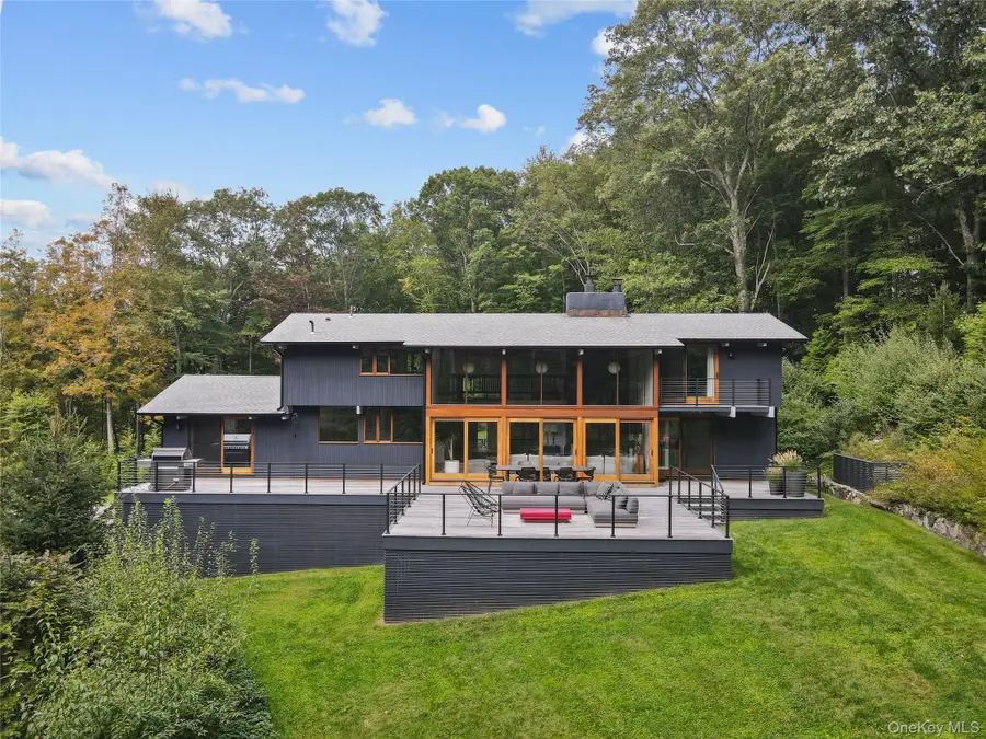 21 Black Spring Road, Pound Ridge, NY 10576 - Image #3