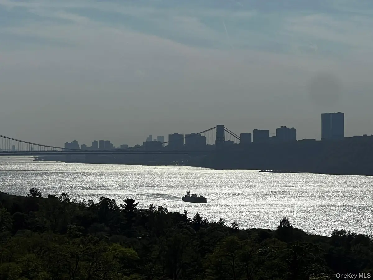 5800 Arlington Avenue #11R, Bronx, NY 10471 - Image #1