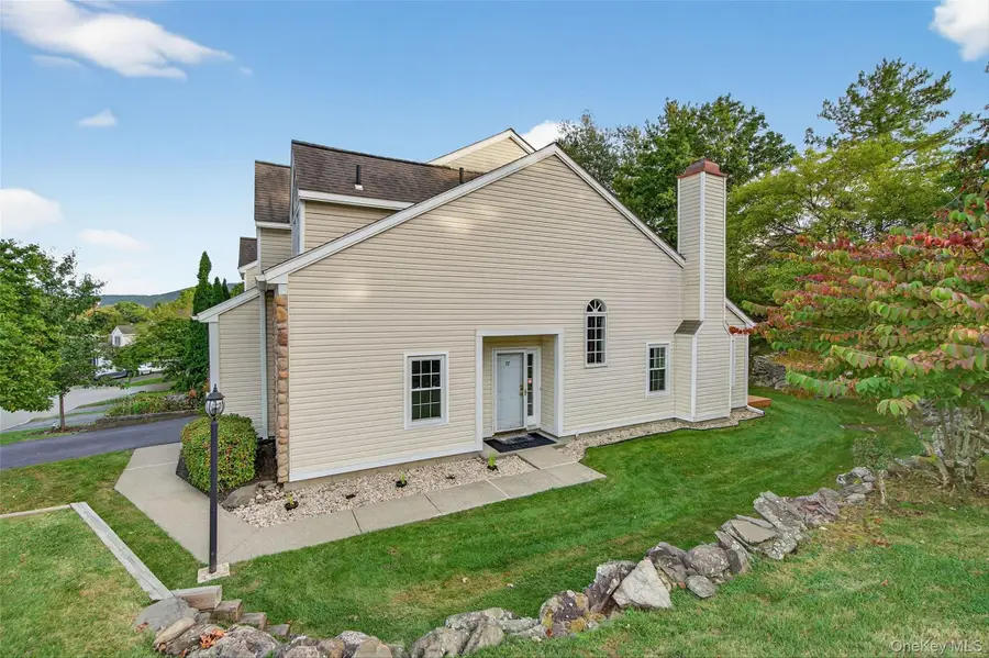 37 Spruce Ridge Drive, Fishkill, NY 12524 - Image #3