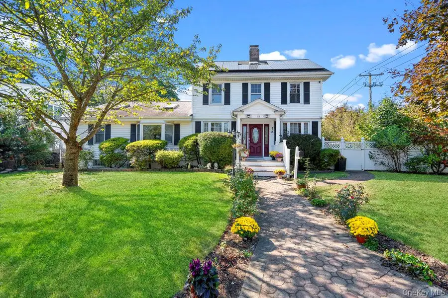 118 Grant Avenue, Albertson, NY 11507 - Image #3