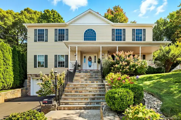 94 Holland Place, Hartsdale, NY 10530