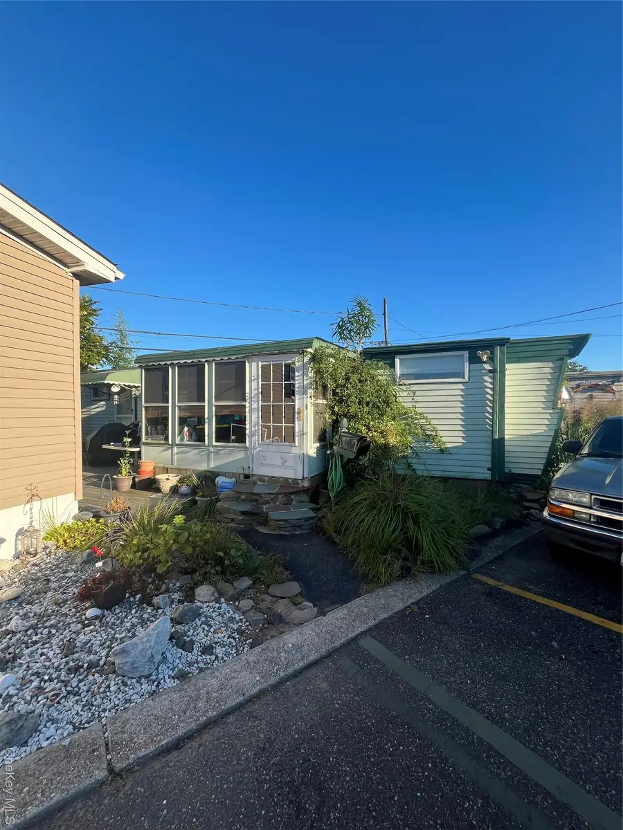 150 Main Street #32, Islip, NY 11751 - Image #2