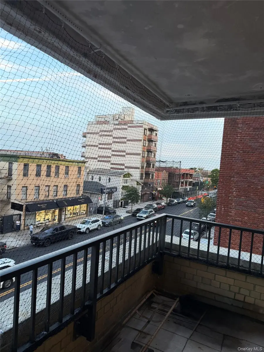 150 West End Avenue #3B, Brooklyn, NY 11235 - #2