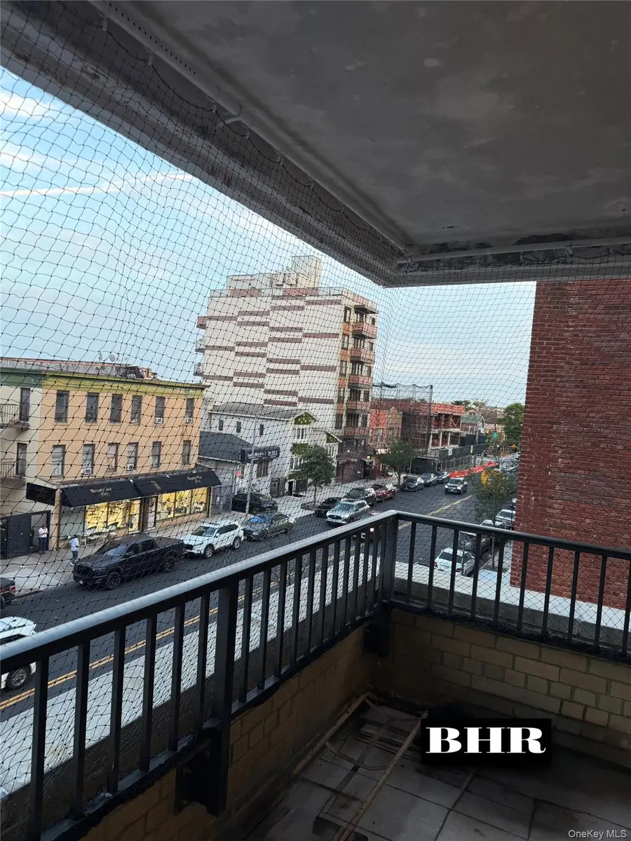 150 West End Avenue #3B, Brooklyn, NY 11235 - #3