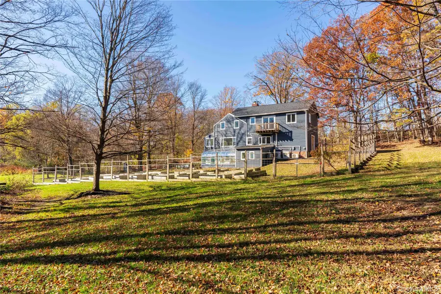 62 Seelbach Lane, Staatsburg, NY 12580 - Image #2