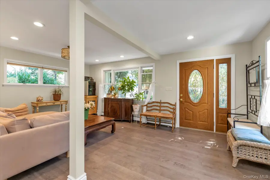 9 Birchwood Drive, Huntington Station, NY 11746 - Image #2