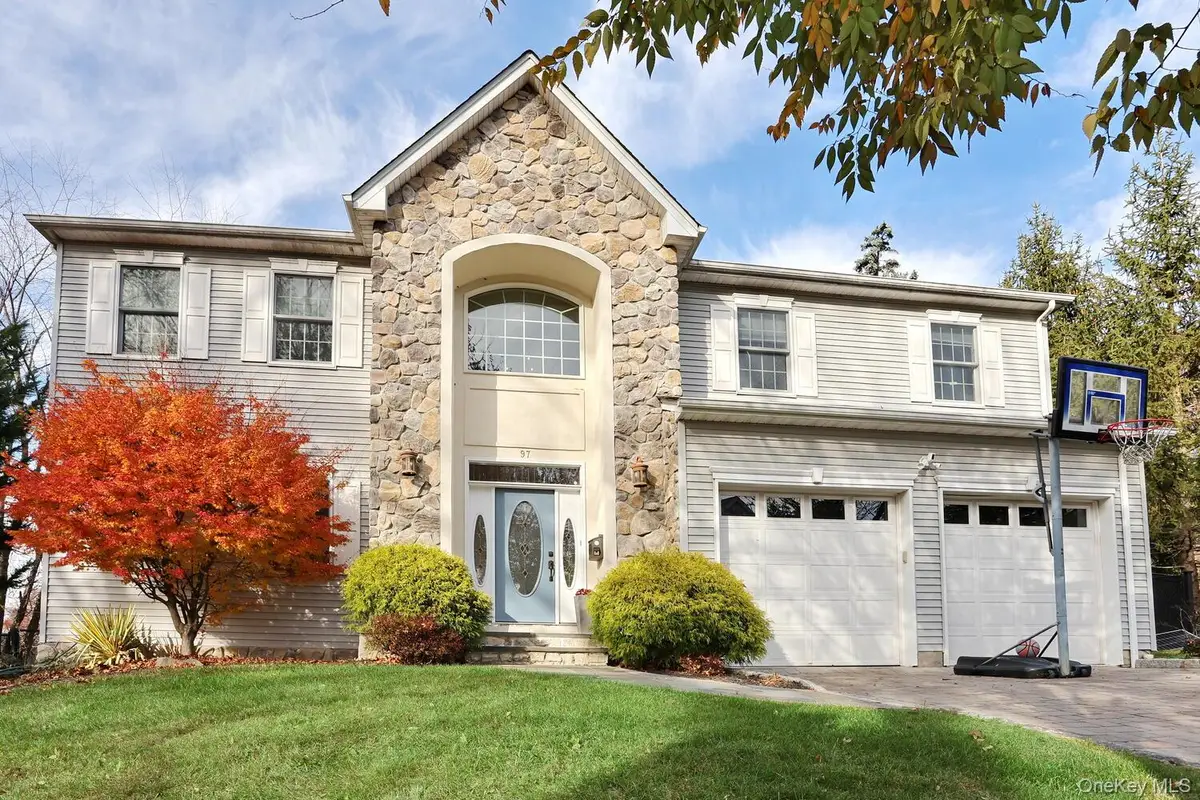 97 E Park Avenue, Pearl River, NY 10965 - Image #1