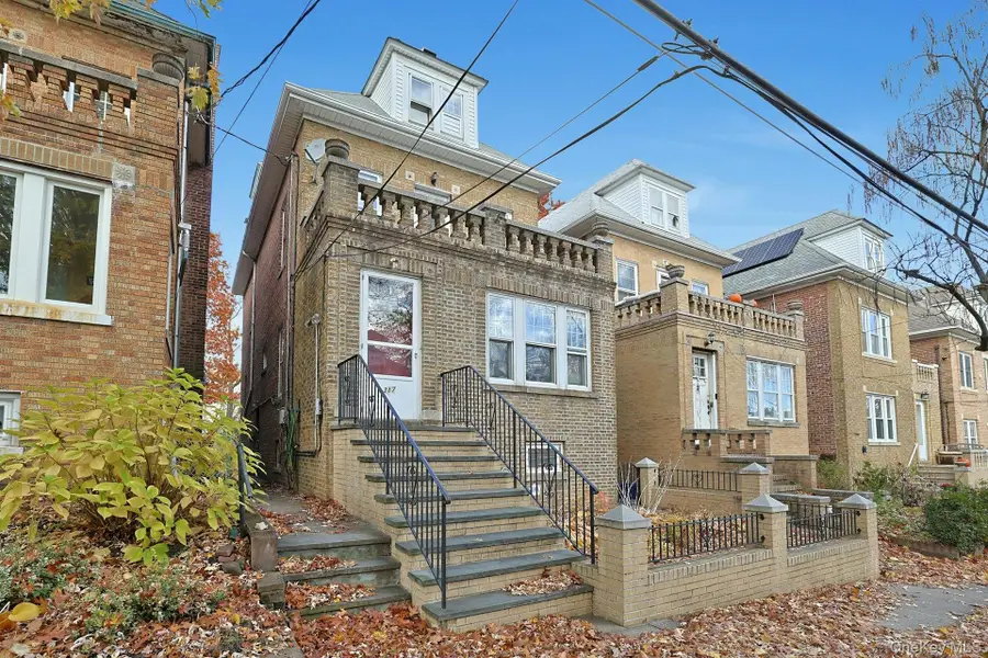 317 E 242nd Street, Bronx, NY 10470 - Image #2