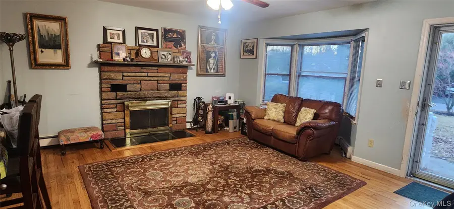 43 Hunter Avenue, Miller Place, NY 11764 - Image #2