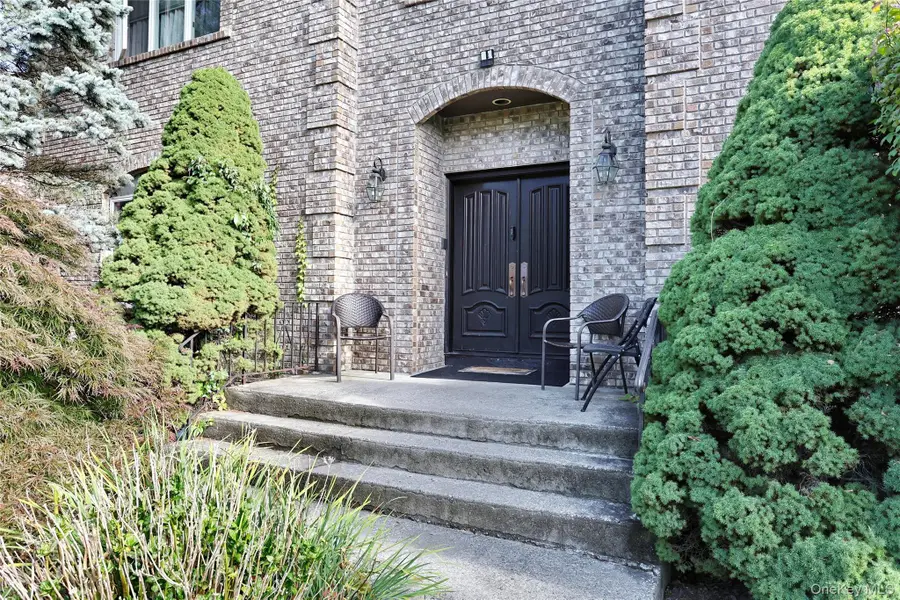 11 Golar Drive, Monsey, NY 10952 - Image #2