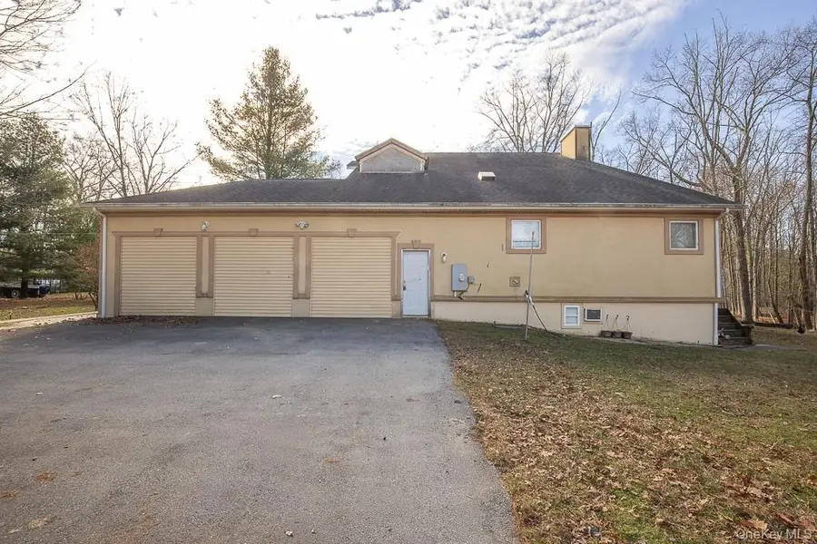 85 York Road S, Wallkill, NY 12721 - Image #3