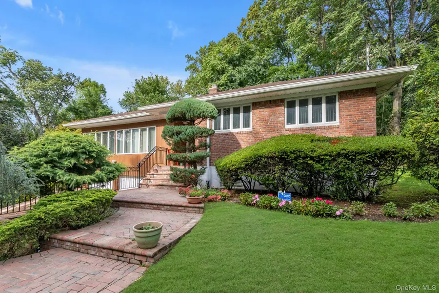 1 Crystal Drive, Great Neck, NY 11021 - Image #2