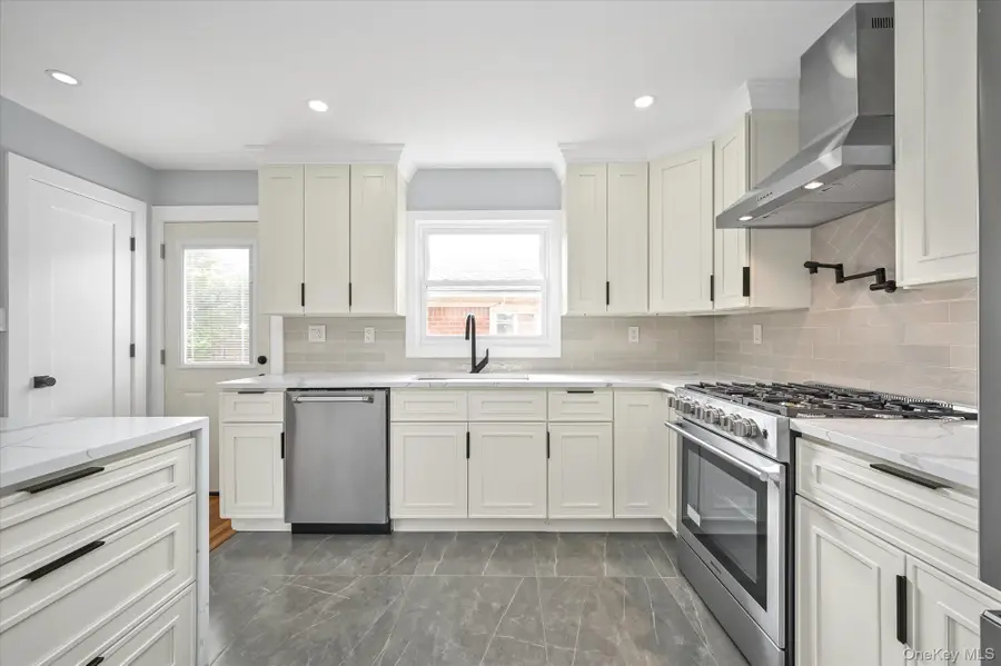 73-30 244th Street, Little Neck, NY 11362 - Image #2