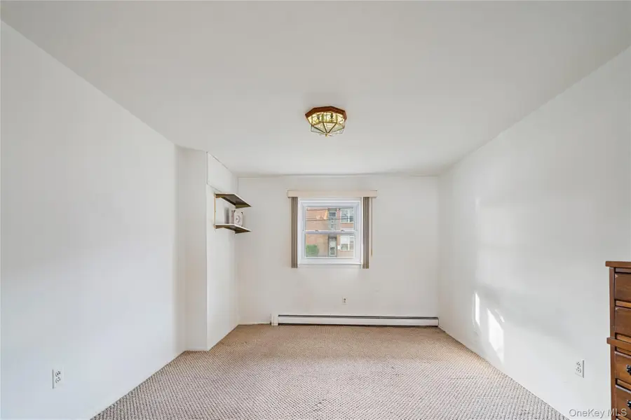 52 Dover Street, Lindenhurst, NY 11757 - Image #2