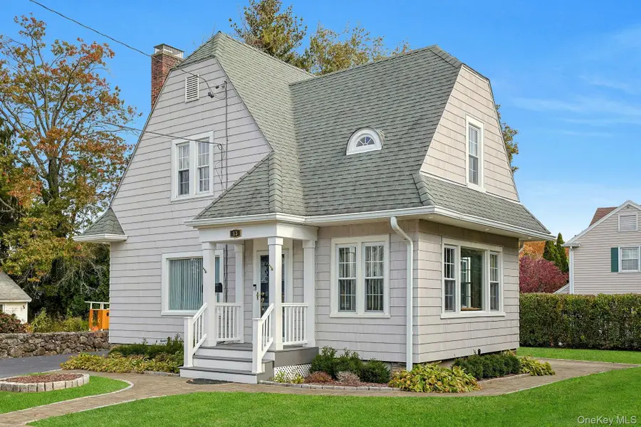 13 Sunnyside Place, Harrison, NY 10528 - Image #2