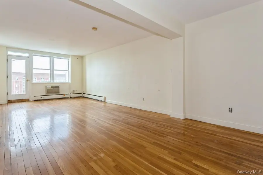 210 E Broadway #6B, Long Beach, NY 11561 - Image #2