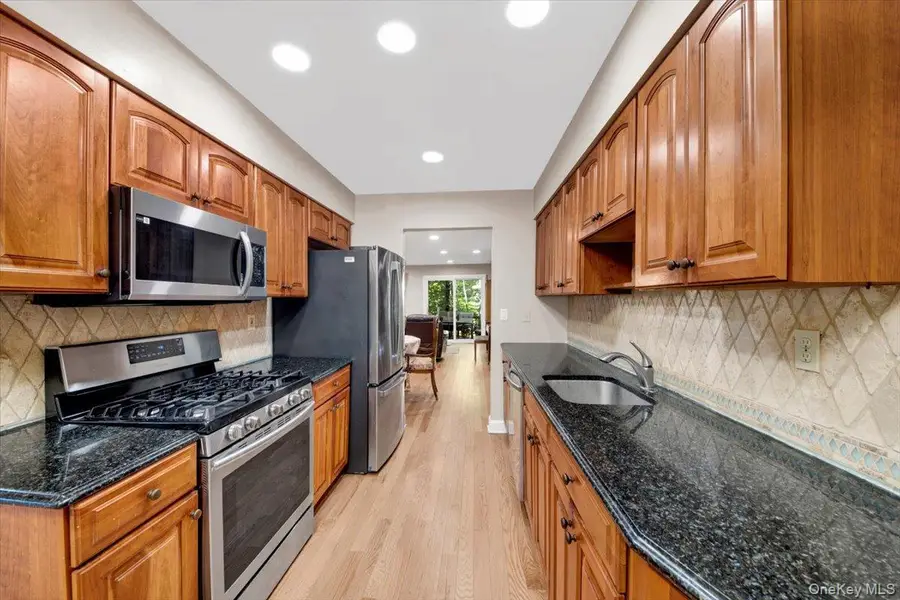 10 Ironwood Drive, Highland Mills, NY 10930 - Image #3