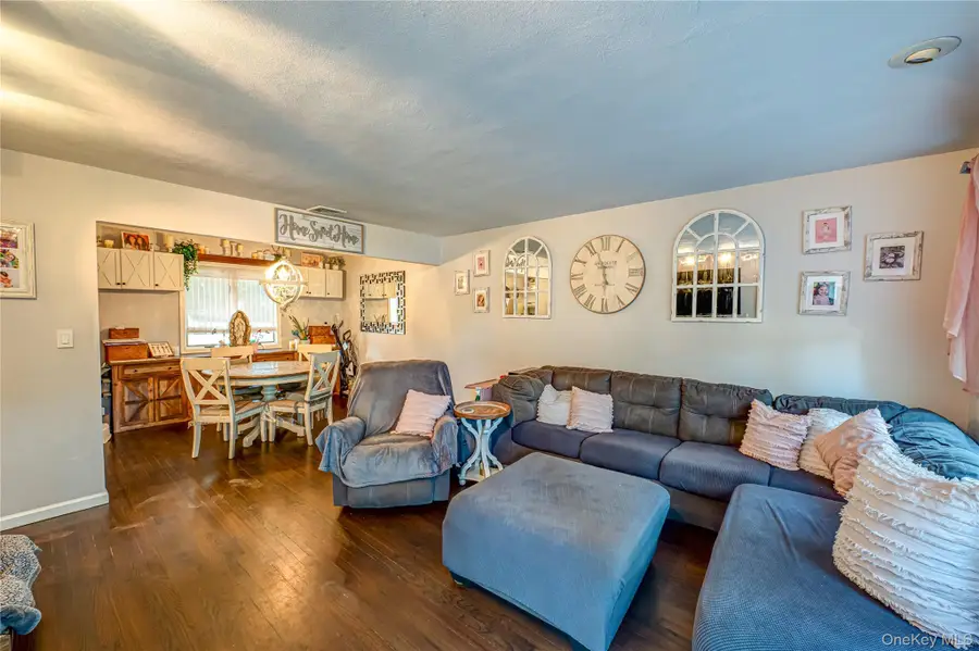 118 West 6th Street West 6th Street, West Islip, NY 11795 - Image #3