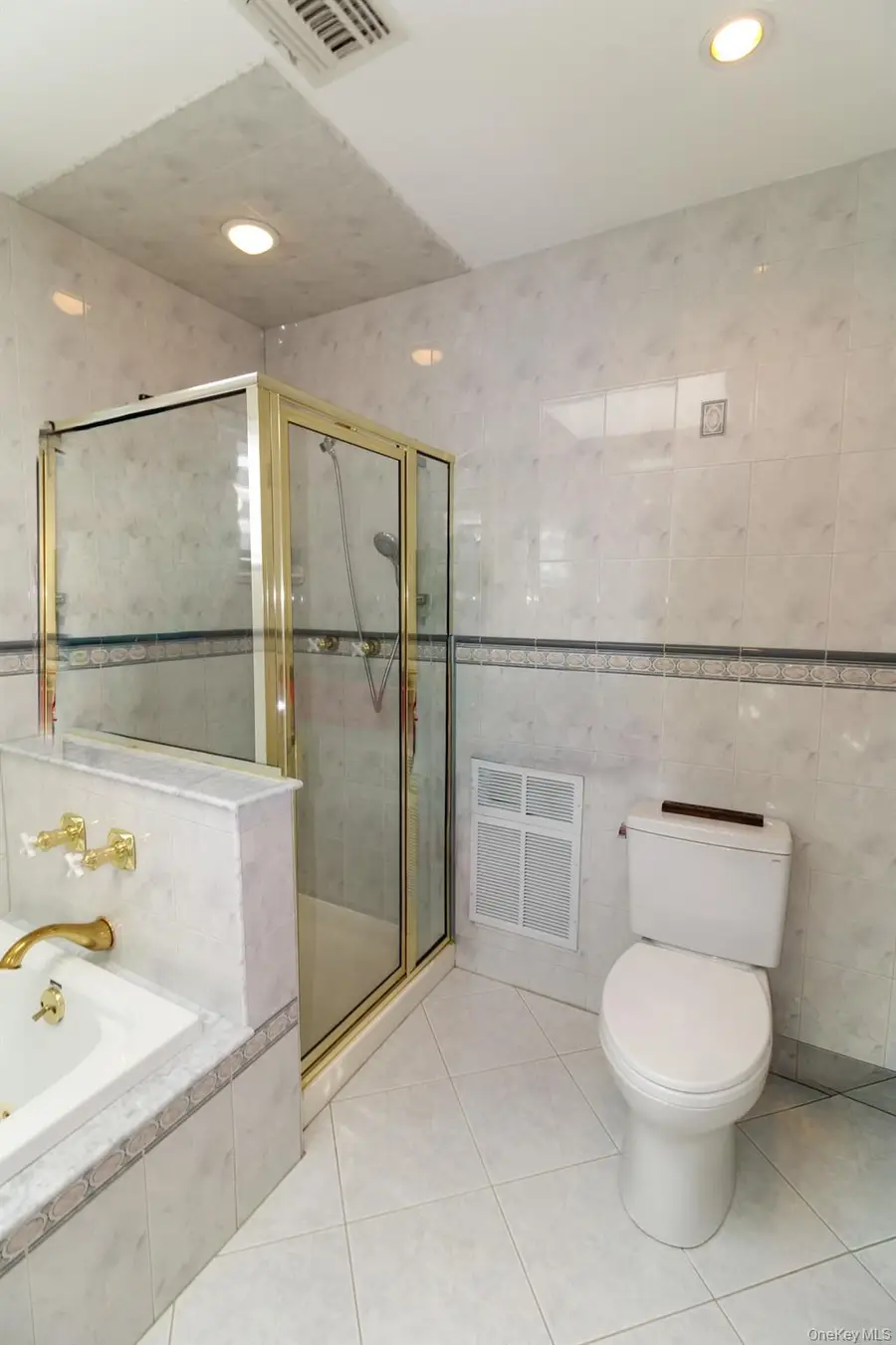 158 Camden Avenue, Staten Island, NY 10309 - Image #2