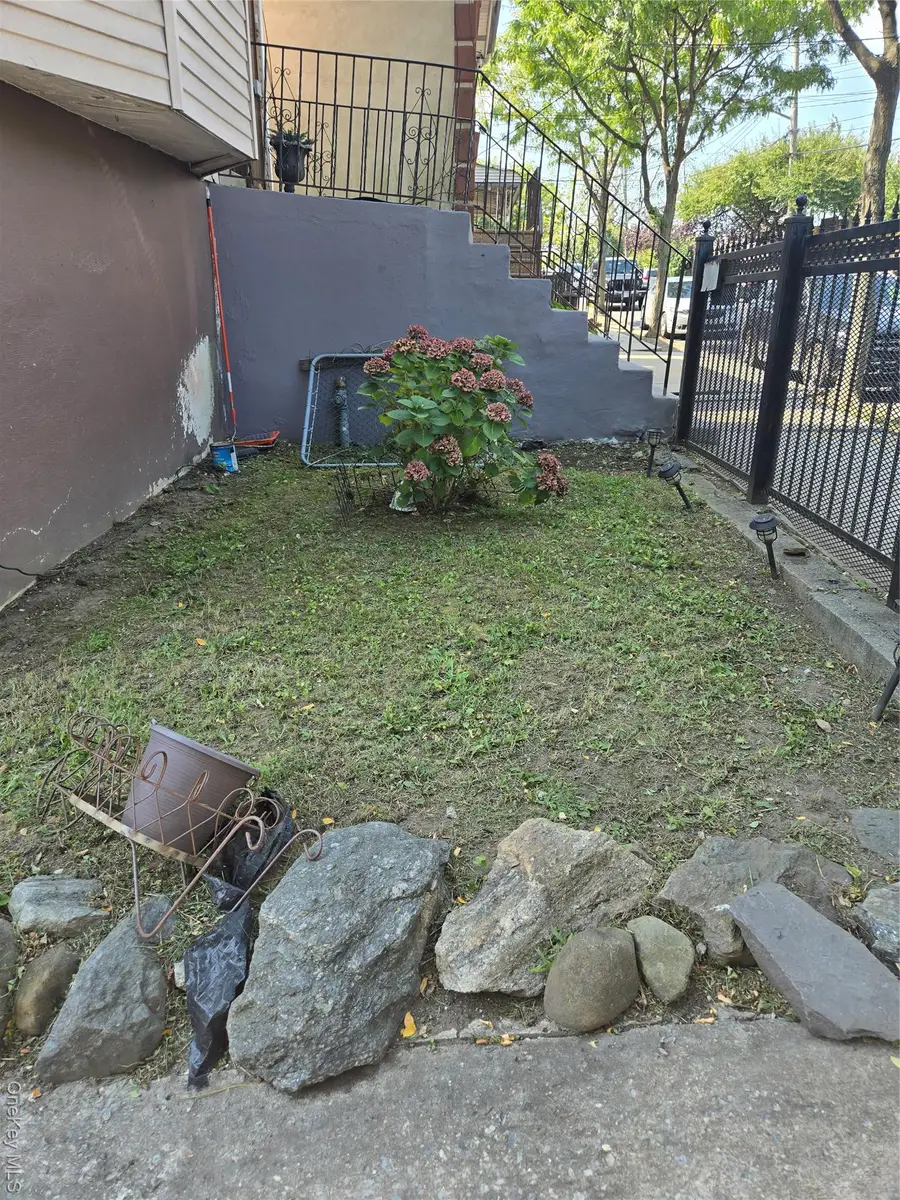 2348 Turnbull Avenue, Bronx, NY 10473 - Image #3