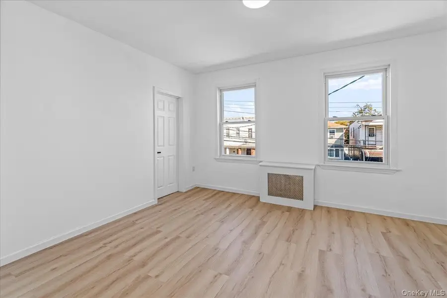 9524 112th Street, South Richmond Hill, NY 11419 - Image #2